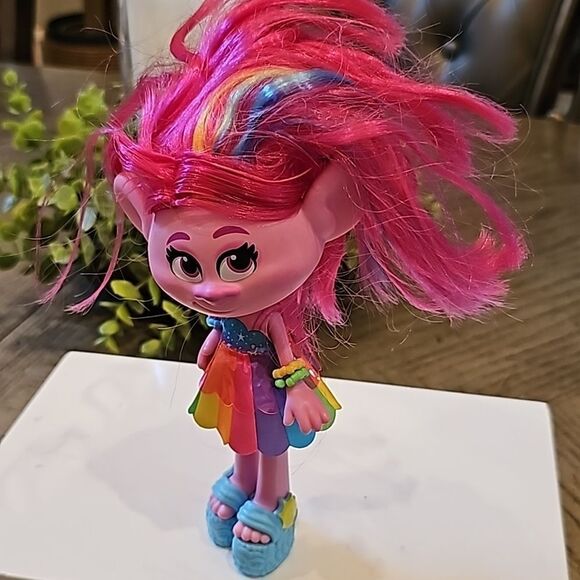 Dreamworks troll world tour fashion celebration poppy doll - Picture 5 of 5